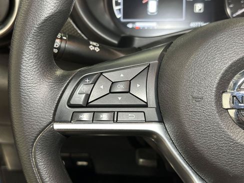 Used 2021 Nissan Kicks SV FWD image 24