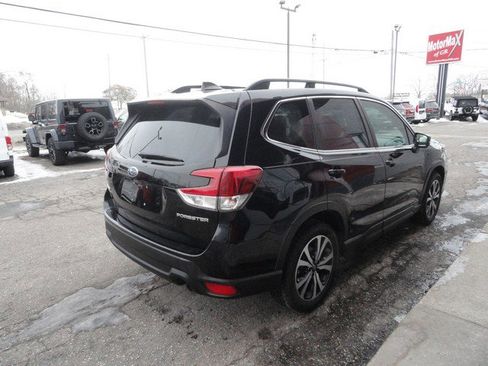 Used 2021 Subaru Forester Limited image 5