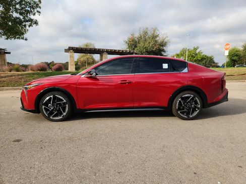 New 2025 Kia K4 GT-Line w/ GT-Line Sunroof Package image 4
