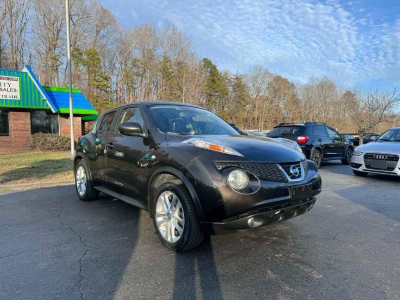 Used 2013 Nissan Juke SL AWD/4WD image 3