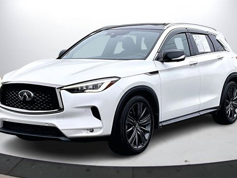 Used 2020 INFINITI QX50 Essential w/ Edition 30 Package image 4