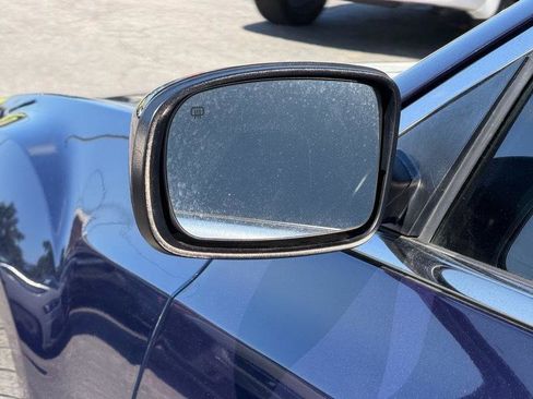 Used 2014 Chrysler 300 RWD image 8