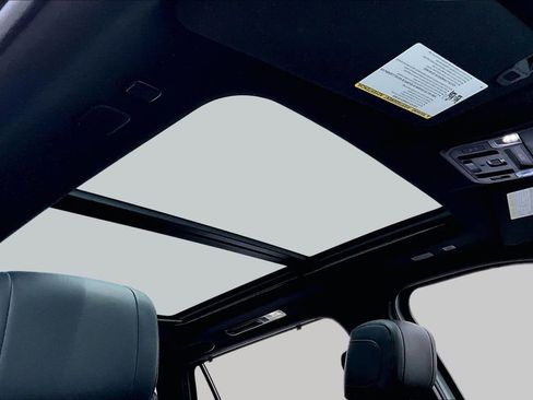 Used 2024 Toyota Sequoia Platinum image 22