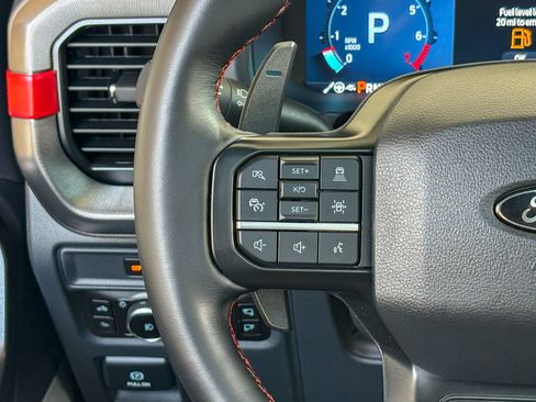 Used 2025 Ford F150 Raptor AWD/4WD image 21