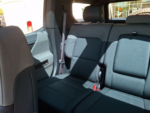 Used 2024 GMC Hummer EV 3X w/ Omega Edition AWD/4WD image 17