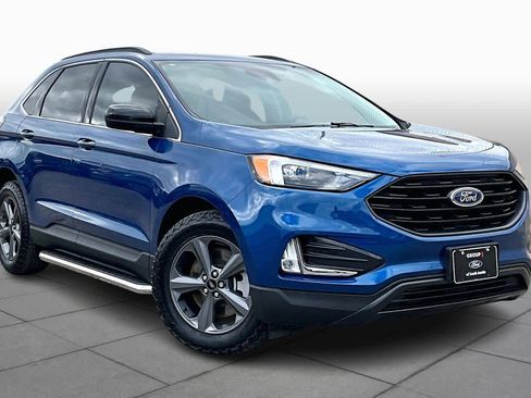 Used 2022 Ford Edge SEL w/ Sport Appearance Package image 2