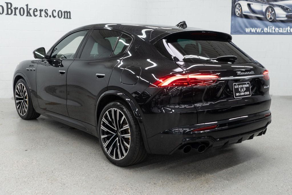 Used 2023 Maserati Grecale Modena AWD/4WD image 6