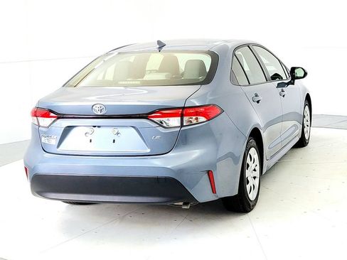 Used 2023 Toyota Corolla LE w/ Carpet Mat Package (TMS) FWD image 5