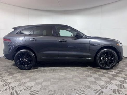 New 2026 Jaguar F-PACE R-Dynamic S image 4