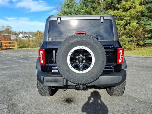 Certified 2024 Ford Bronco Wildtrak image 3