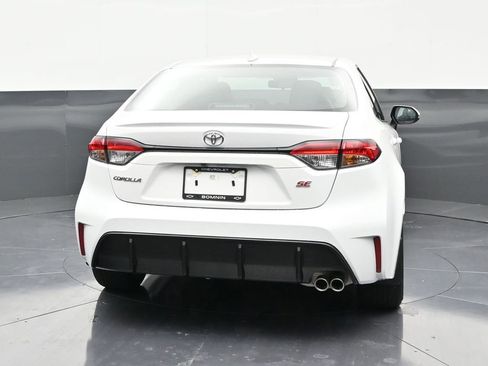 Used 2025 Toyota Corolla SE FWD image 4