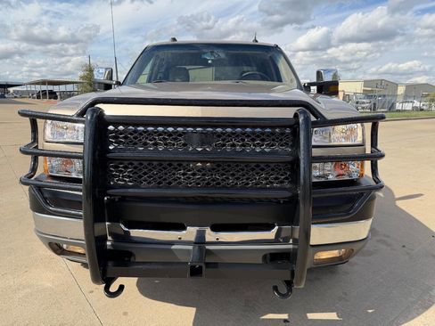 Used 2005 Chevrolet Silverado 2500 LT w/ Heavy-Duty Power Package AWD/4WD image 61