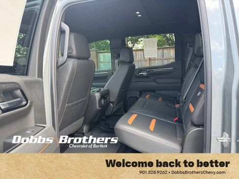 Used 2025 GMC Sierra 1500 AT4 AWD/4WD image 33