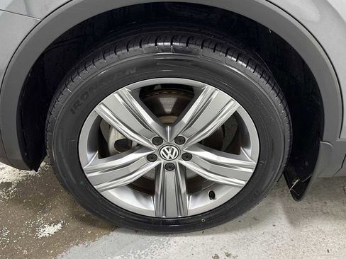 Used 2021 Volkswagen Tiguan SEL image 10