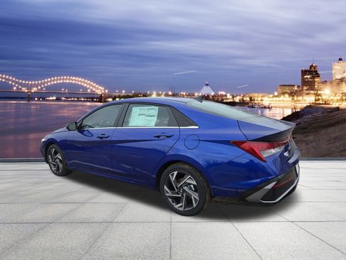 New 2026 Hyundai Elantra Limited w/ Cargo Package image 3