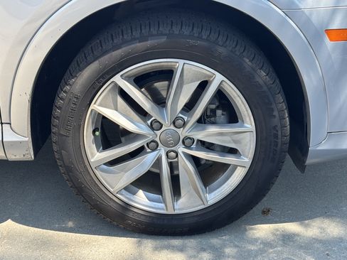 Used 2018 Audi Q3 2.0T Premium Plus FWD image 13