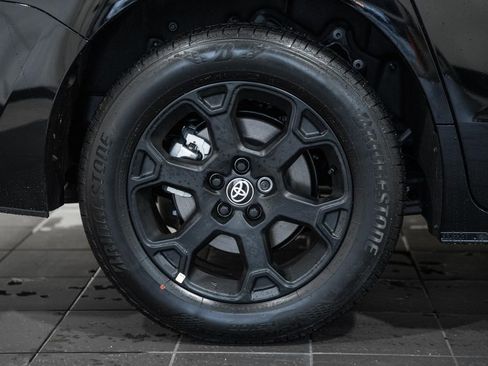 New 2026 Toyota Sienna XLE Woodland Edition image 18