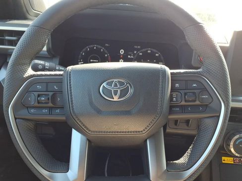 New 2026 Toyota Tacoma TRD Off-Road AWD/4WD image 15