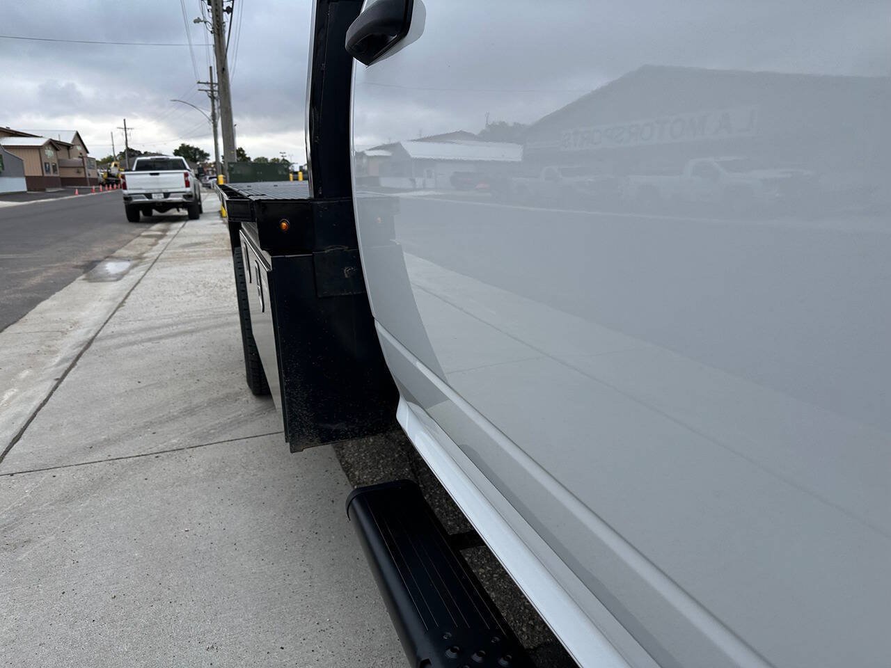 Used 2018 RAM 5500 Tradesman w/ Ambulance Prep Group AWD/4WD image 33