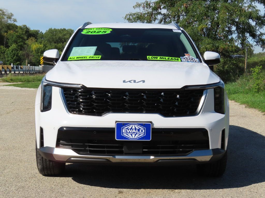 Used 2025 Kia Sorento S AWD/4WD image 15
