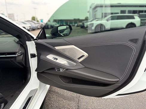 Used 2024 Chevrolet Corvette Stingray Preferred Cpe w/ Battery Protection Package RWD image 11