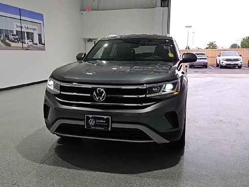 Used 2023 Volkswagen Atlas Cross Sport SE w/ Black Wheel Package FWD image 3