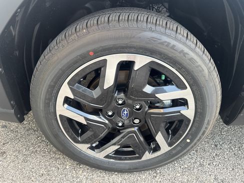 New 2025 Subaru Forester Limited image 10