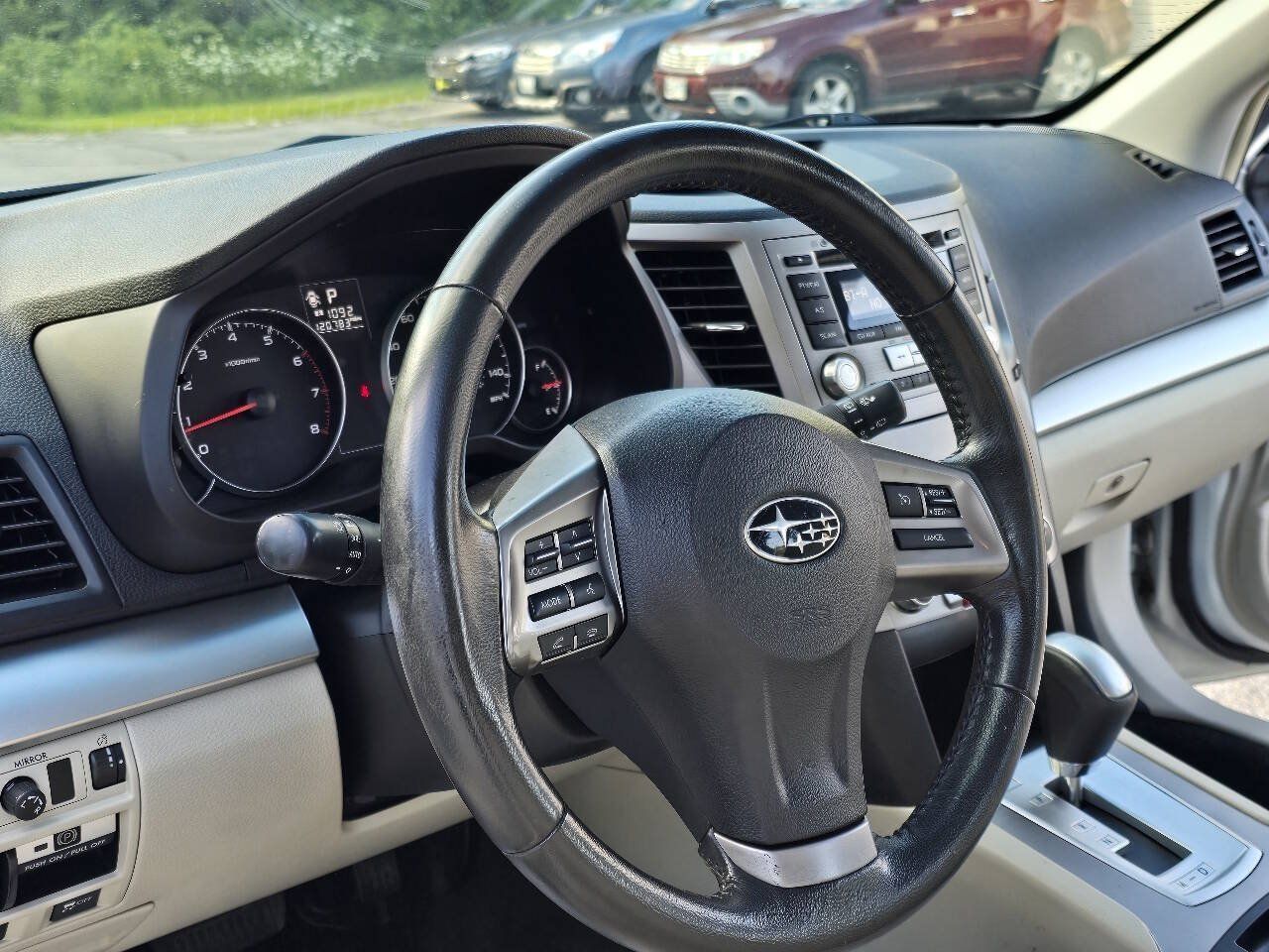 Used 2013 Subaru Outback 2.5i Premium AWD/4WD image 21