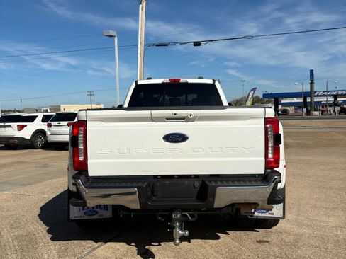 Used 2023 Ford F350 Lariat w/ Lariat Ultimate Package image 5