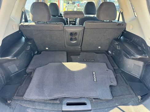 Used 2015 Nissan Rogue S AWD/4WD image 8