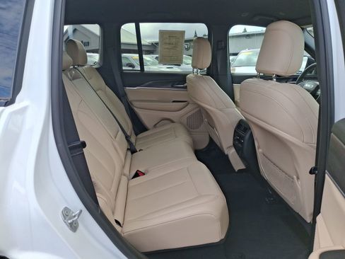 Certified 2024 Jeep Grand Cherokee Limited image 24