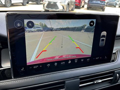 Used 2024 Lincoln Corsair Premiere image 25