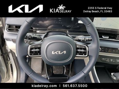 New 2026 Kia Carnival SX FWD image 31