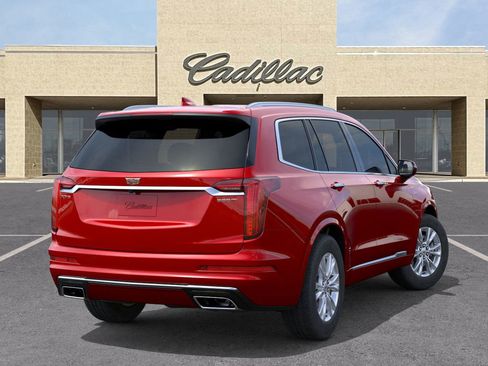 New 2025 Cadillac XT6 Luxury image 4