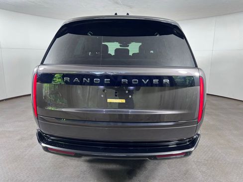 Used 2024 Land Rover Range Rover SE AWD/4WD image 7