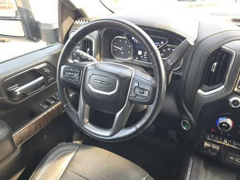 Used 2021 GMC Sierra 3500 Denali w/ Denali Ultimate Package image 30