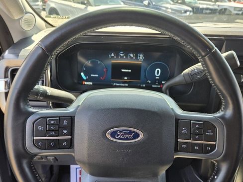Used 2024 Ford F250 Lariat w/ Lariat Ultimate Package AWD/4WD image 28