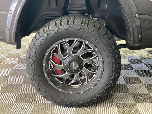 Used 2022 RAM 1500 Big Horn AWD/4WD image 18
