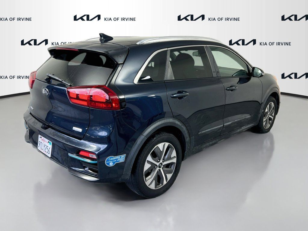 Used 2020 Kia Niro EX FWD image 9