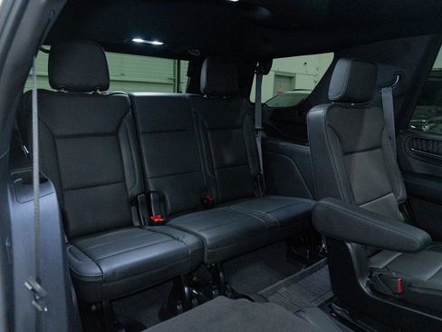 Used 2024 GMC Yukon Denali AWD/4WD image 38