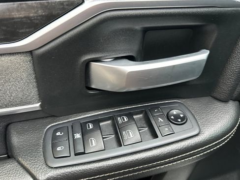 Used 2019 RAM 2500 Big Horn image 11