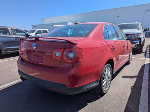 Used 2006 Volkswagen Jetta GLI FWD image 4