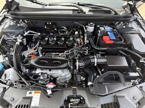 Used 2025 Honda Accord LX image 19