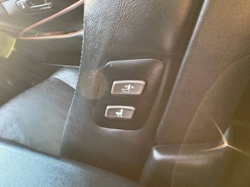 Used 2011 Lexus LS 460 w/ Touring Edition RWD image 29