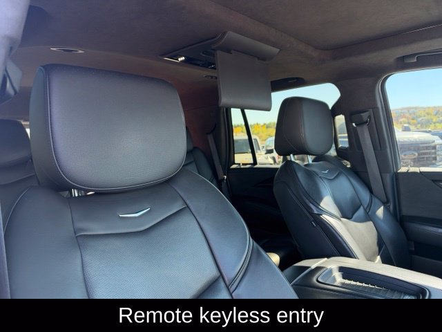 Used 2019 Cadillac Escalade Platinum AWD/4WD image 30