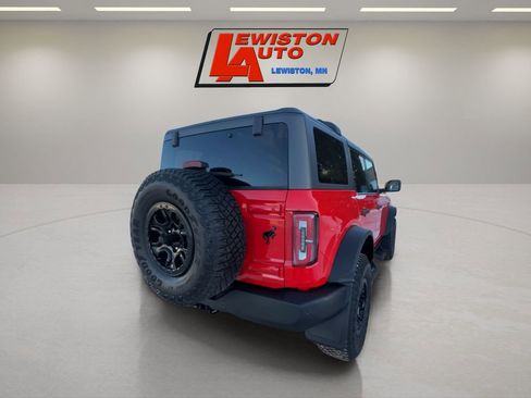Used 2023 Ford Bronco Wildtrak image 5