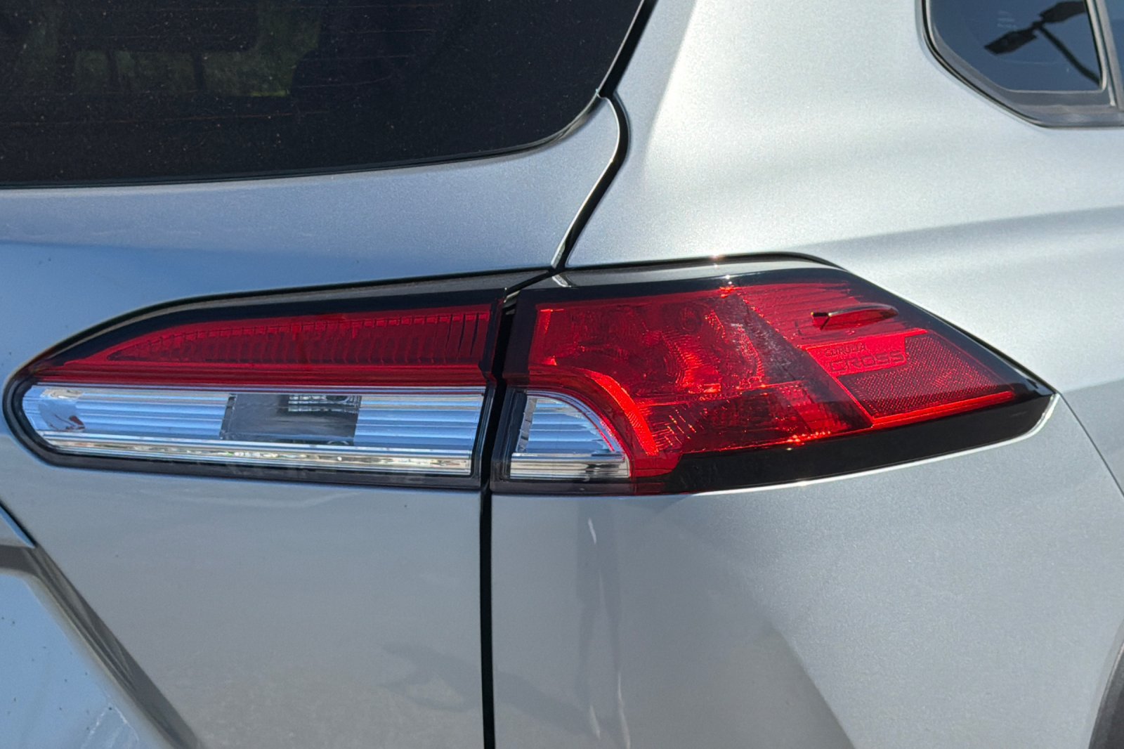 Used 2025 Toyota Corolla Cross L FWD image 39