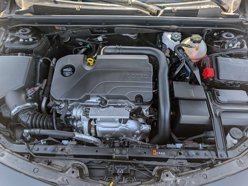 Used 2024 Chevrolet Malibu LT FWD image 22