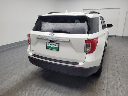Used 2023 Ford Explorer XLT RWD image 7