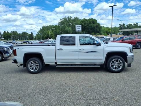 Used 2018 GMC Sierra 1500 SLT w/ SLT Premium Package AWD/4WD image 2